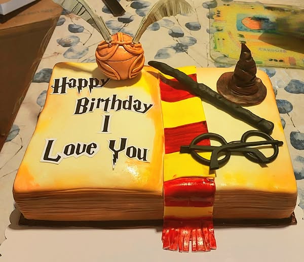 Harry Potter Themed Cake
