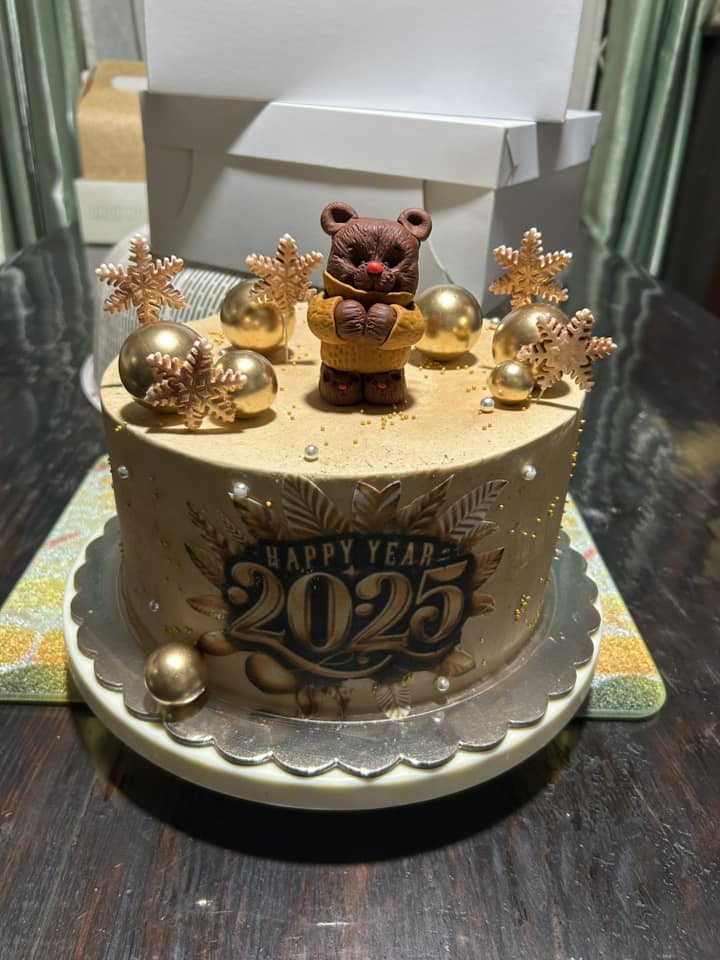 A New Year Caked Themed